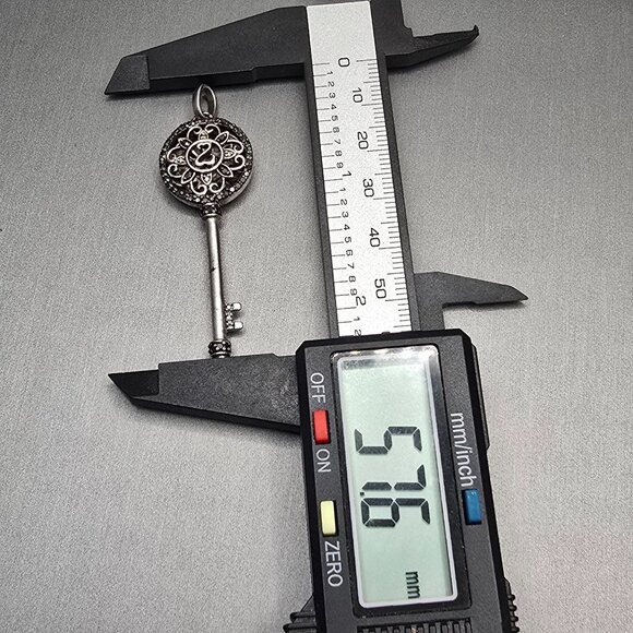 VTG Jane Seymour Open Hearts Sterling Silver Diamond Key Pendant 2.25" JWBR - Picture 8 of 9